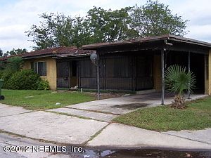 4th image of 1700 Eagle St