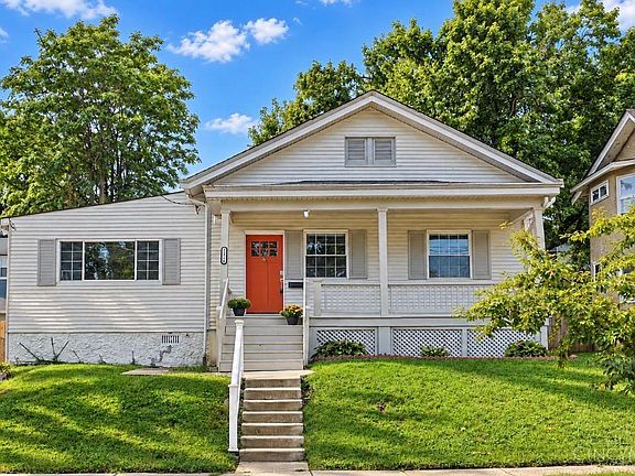 2nd image of 2529 Ridgeland Pl