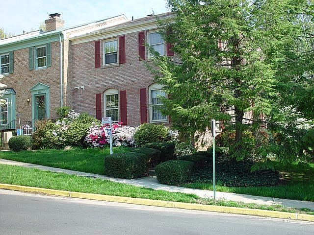 1st image of 9212 Bailey Ln