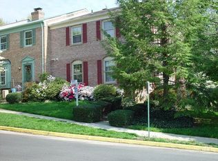 9212 Bailey Ln, Fairfax, VA 22031