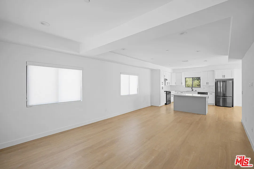 4 bed, 4.0 bath, 2146 sqft, $5,495 — Photo 3