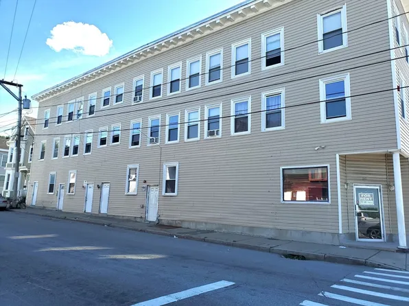 110 Branch St Unit 6, Lowell, MA 01851