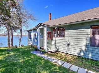 35 Hanson Rd, Barrington, RI 02806