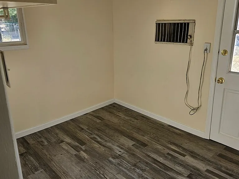 5415 Sidehill Dr — Photo 11