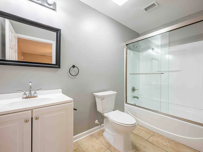8205 Berry Ave — Photo 4