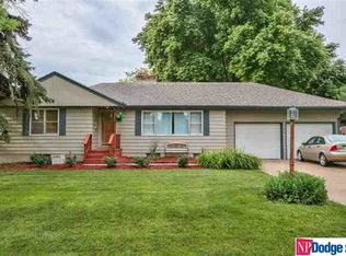 8009 Camden Ave, Omaha, NE 68134