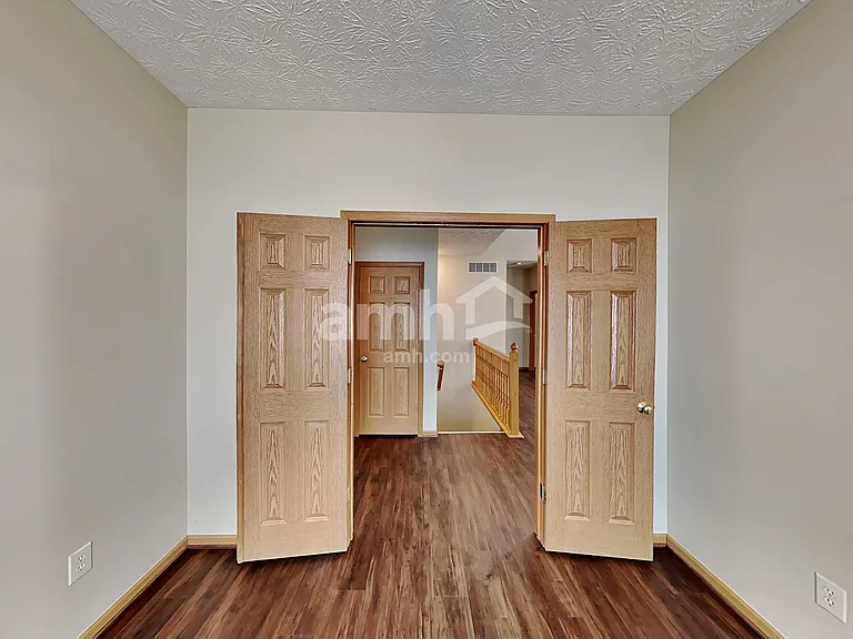 1468 E Quail Run Dr — Photo 15