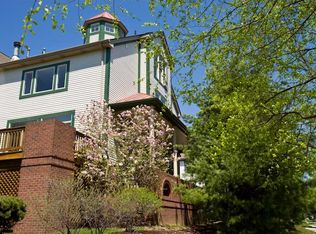 6 Waterside Pl, Pittsburgh, PA 15222