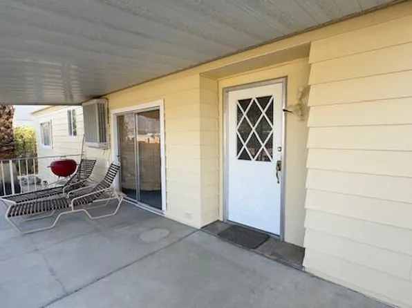101 Country Club Dr, Palm Springs, CA 92260