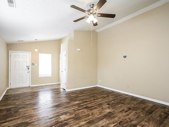 5th image of 8904 Lighthorse Dr