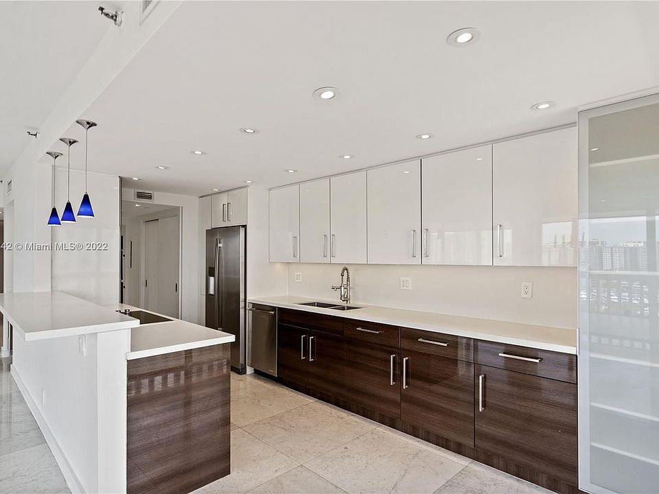 1st image of 19355 Turnberry Way APT 9D