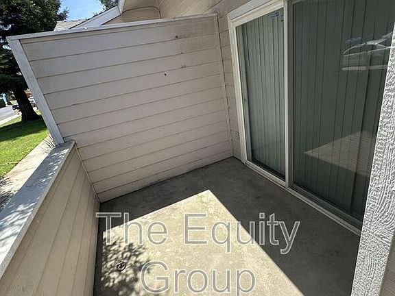 2nd image of 407 N Park St