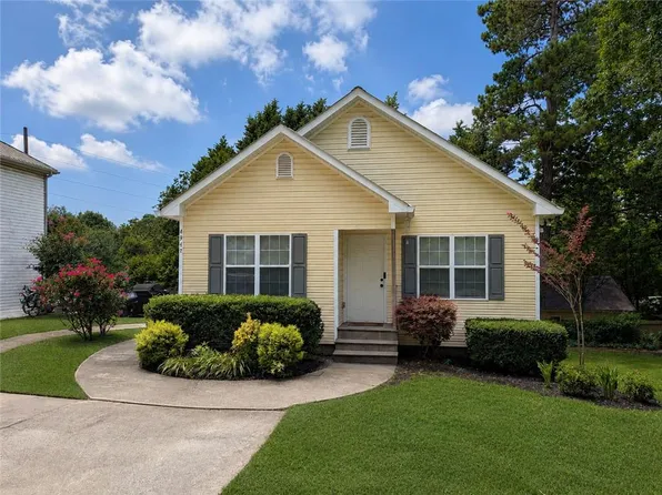 4945 Comet St, Cumming, GA 30041
