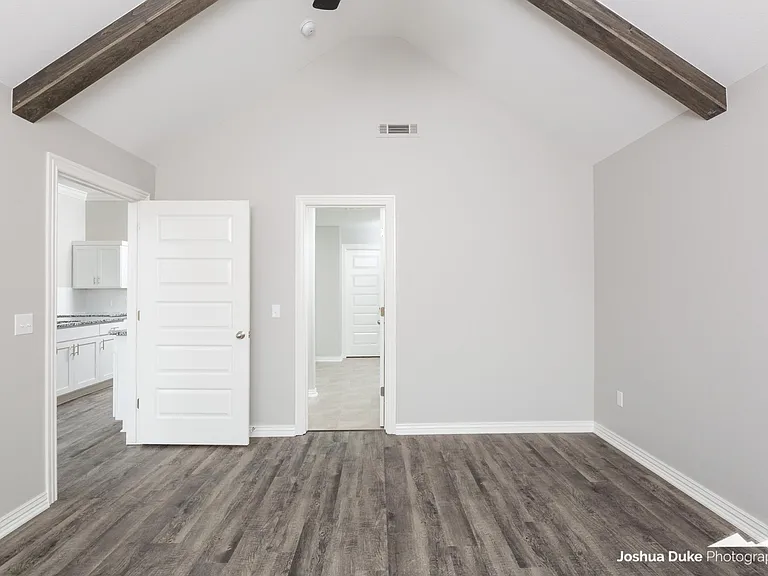5924 W Mecklin St — Photo 34