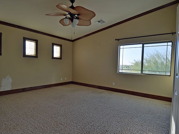 4th image of 4880 E Colonial Dr