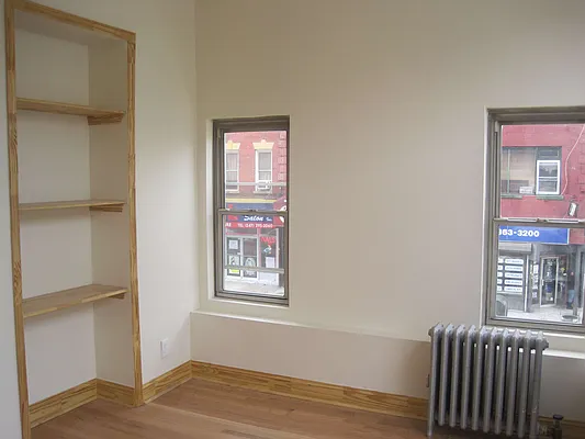 Rented by Lang Realty LLC | media 9