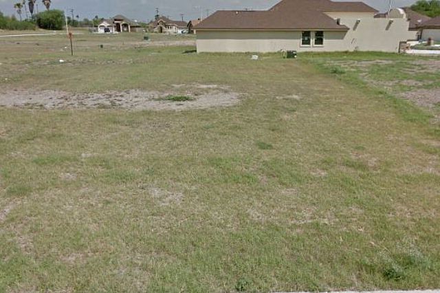 1st image of 930 Vista Hermosa St