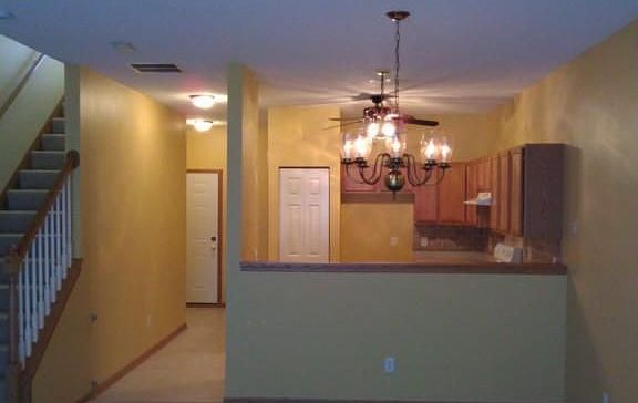 3rd image of 819 Providence Dr