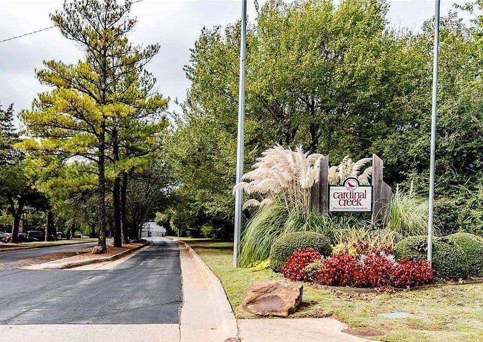 Entrance to Cardinal Creek
