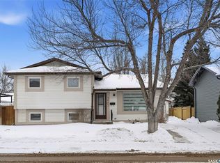 1007 Kingsmere BOULEVARD, Saskatoon, SK S7J 5A7