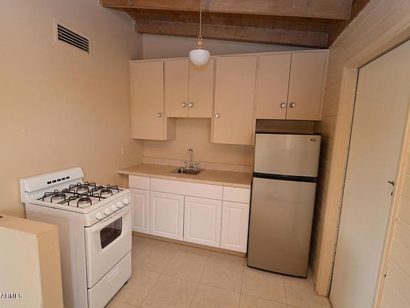 3rd image of 2939 N Flanwill Blvd #B