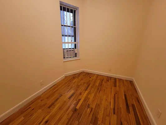 Rented by Gold & Appel Realty Corp | media 14