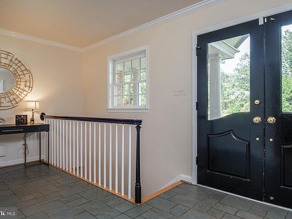 3rd image of 7215 Burtonwood Dr