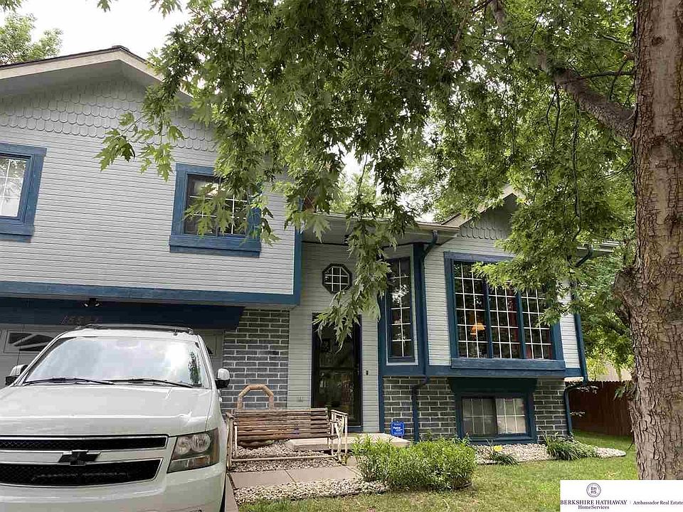 1st image of 15541 Newell St