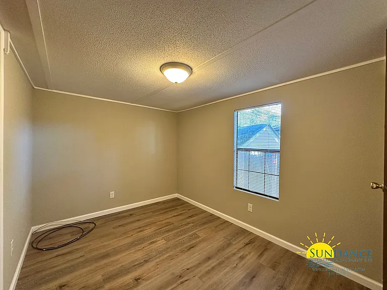 324 Green Acres Rd #A — Photo 8