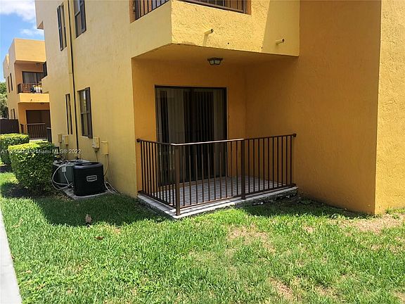 3rd image of 546 NW 114th Ave APT 104