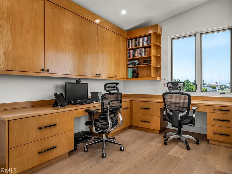 503 S Lucia Ave — Photo 16