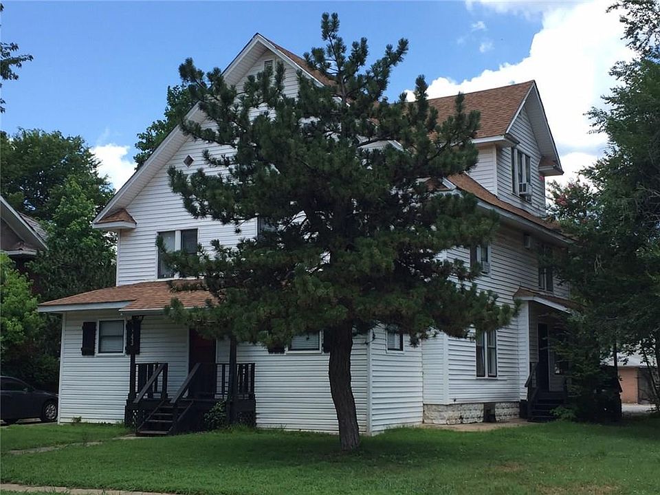 2nd image of 743 Debarr Ave
