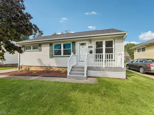 24018 Knickerbocker Rd, Bay Village, OH 44140