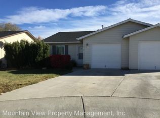 2938 SW 24th Ct, Redmond, OR 97756