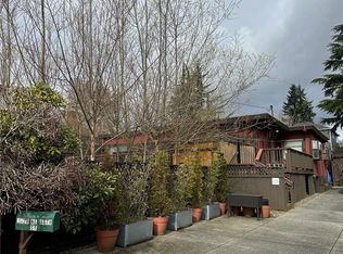 1028 NE 88th St, Seattle, WA 98115