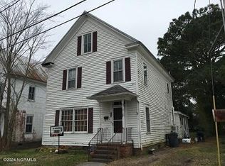107 W Academy St, Hertford, NC 27944