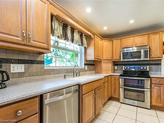 5th image of 308 Quail Ct