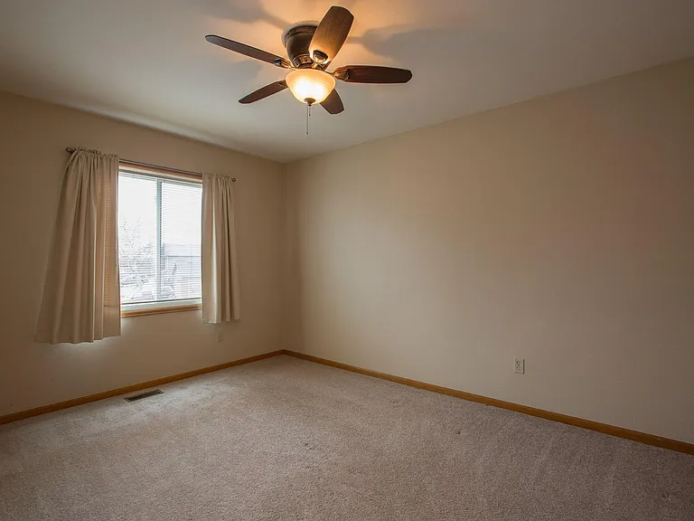4405 Monte Carlo Dr — Photo 8