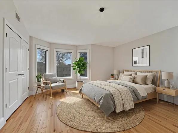 236 Columbus Ave #A, Palisades Park, NJ 07650