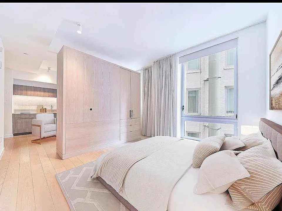 84 William St #601