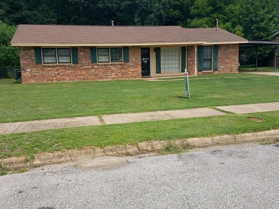 1st image of 332 Cresthill Dr