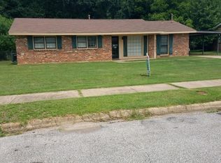 332 Cresthill Dr, Montgomery, AL 36117
