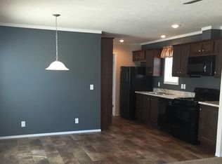17115 Ivanhoe Dr, Macomb, MI