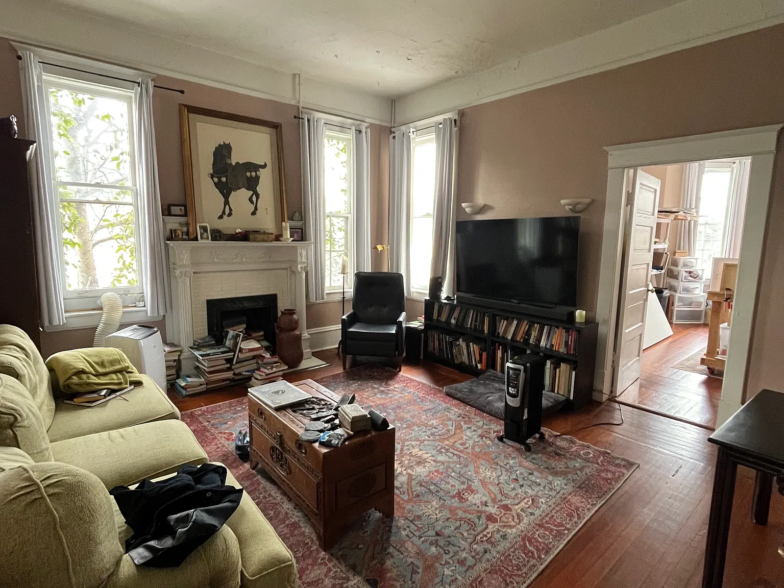 2 bed, 1100 sqft, $1,886 — Photo 2