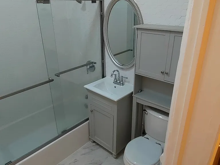 71 Crystal St #2 — Photo 8