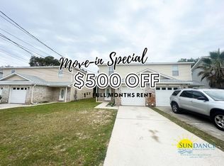 2127 Tom St, Navarre, FL 32566