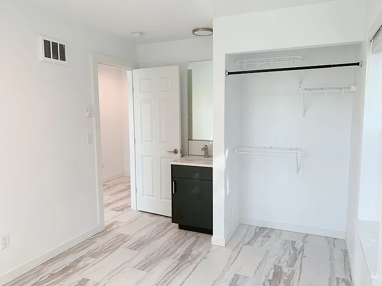 826 N Garden St — Photo 4
