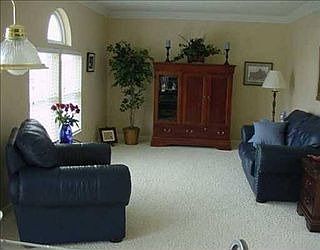2nd image of 1435 Iroquois Dr