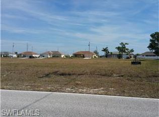 1605 NW 8th Pl, Cape Coral, FL 33993