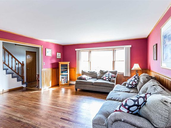 4th image of 319 Park Ave